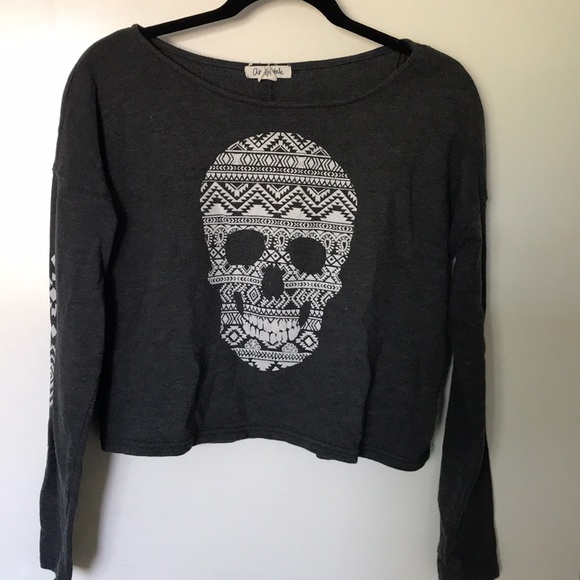 Aeropostale Sweaters - Comfy skull sweater